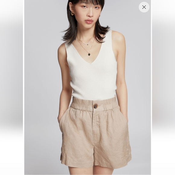 Linen Shorts - Like New - Picture 4 of 8